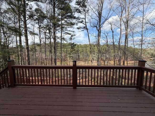 Building Photo - 835 Timber Lake Trail