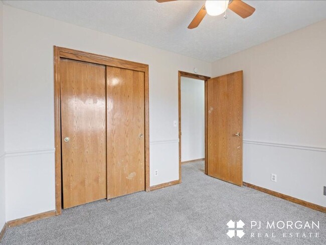 Building Photo - 3 bedroom , 2 bathroom House - Coming Soon