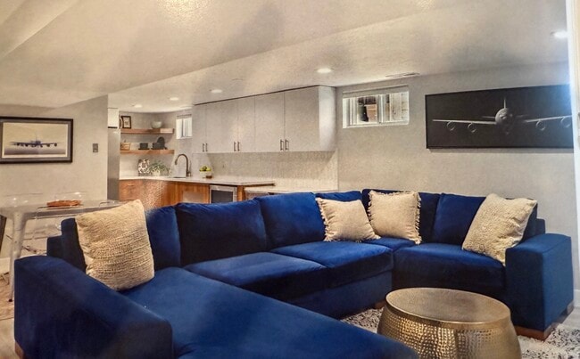 Building Photo - 1754 Cornell Cir