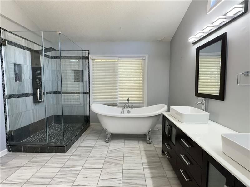 Building Photo - 1251 Green Oak Cir NW