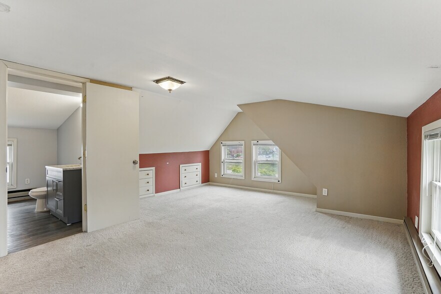 Building Photo - 1620 Concordia Ave
