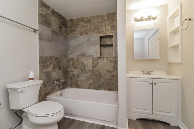 Building Photo - 560 Georgia Ave