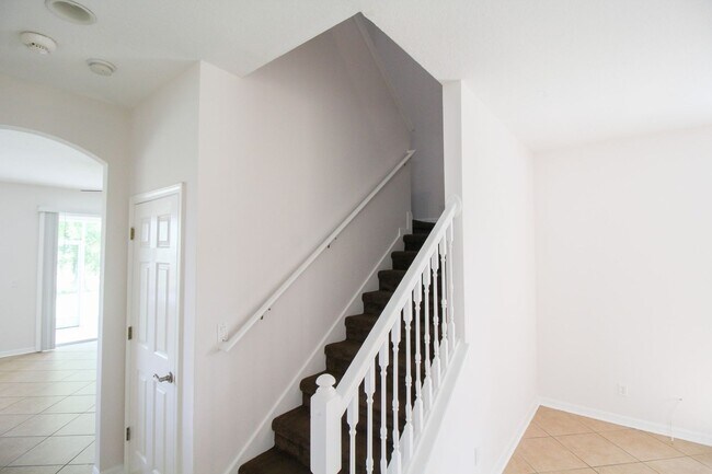 Building Photo - Lakeview 4-Bedroom, 2.5-Bath Annual Rental in Lakewood Ranch/Greenbrook