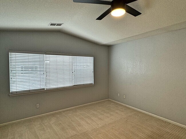 Building Photo - 4271 S Blackhawk Cir