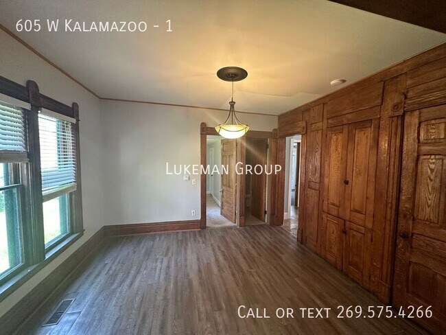 Building Photo - 605 W Kalamazoo-1