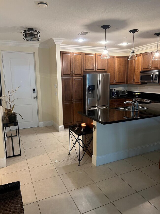 Building Photo - 226 N Latitude Cir