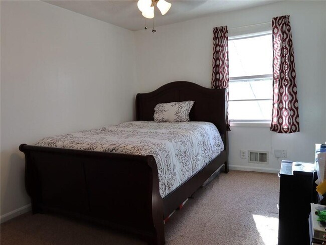 Building Photo - 651 Mincey Woods Ct