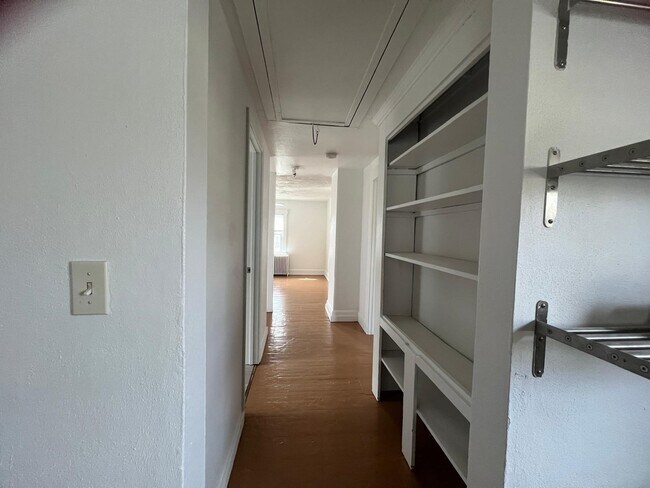 Building Photo - 5 Colorado Ave