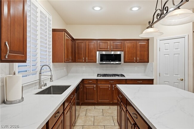 Building Photo - 9801 Turtle Walk Ave