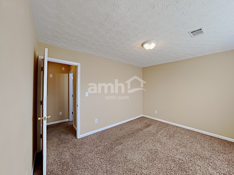 Building Photo - 1453 Whitaker Park Pl