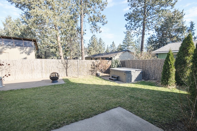 Building Photo - Updated 2x1 house with fully fenced backyard near the Old MiIl