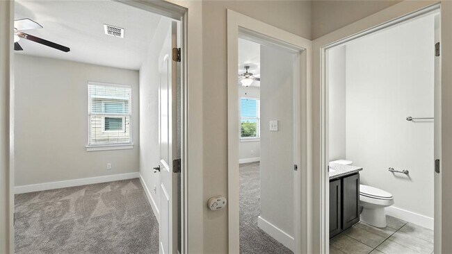 Building Photo - 719 Gristmill Dr