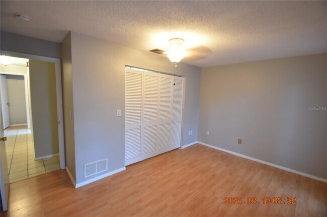 Building Photo - 2562 Redwood Way