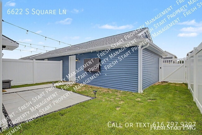Building Photo - 6622 S Square Ln