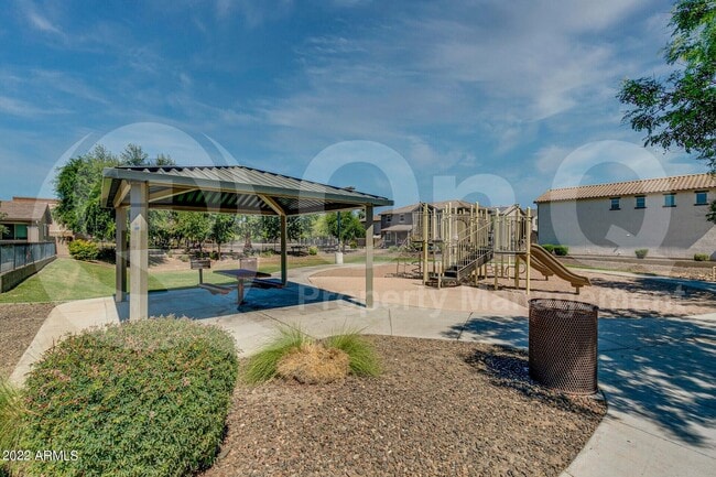 Building Photo - 2614 N 73rd Dr