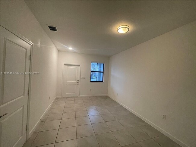 Building Photo - 13383 SW 287th Ter