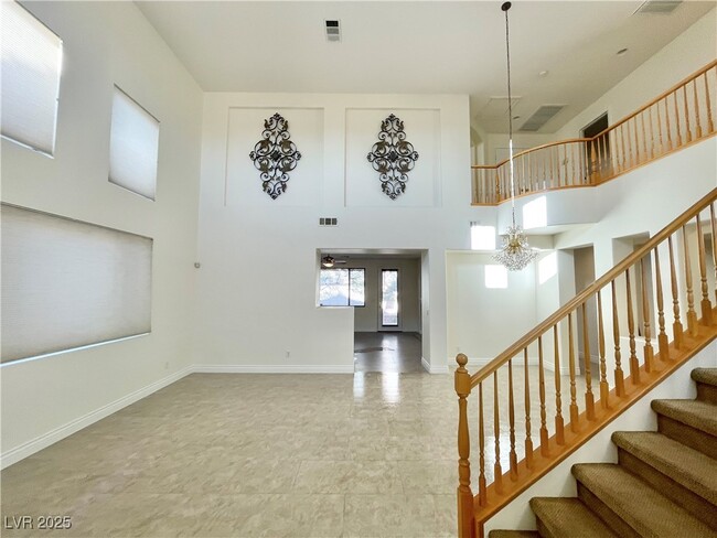 Building Photo - 1590 Sabatini Dr