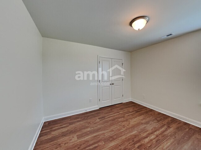 Building Photo - 153 Hazel Pk Dr