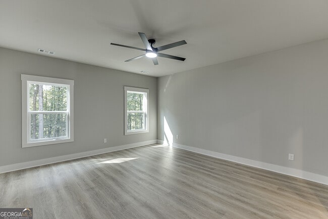 Building Photo - 110 Rains Rd