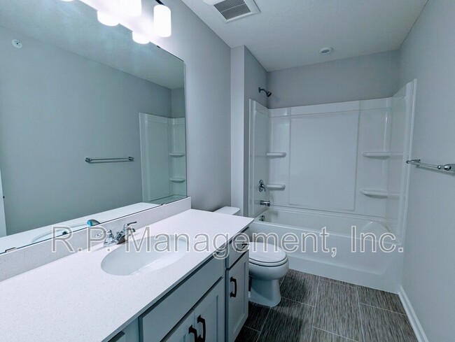 Building Photo - 20137 78th Pl