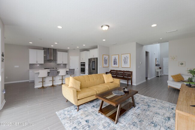 Building Photo - 350 Brookgreen Wy