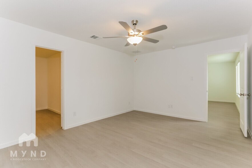 Building Photo - 10140 Dalgreen Cir