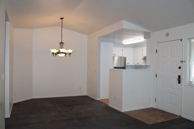 Building Photo - 258 Napoli Ct