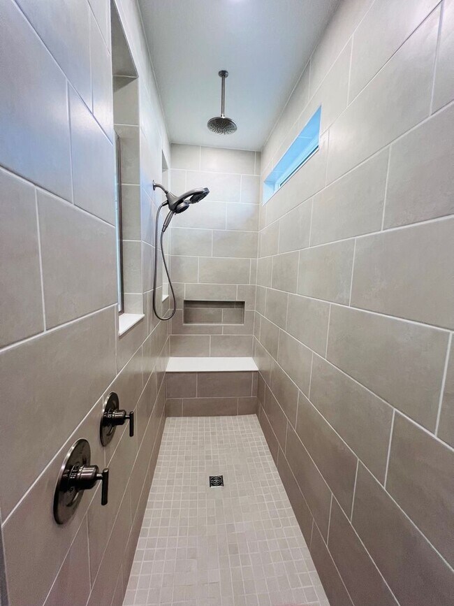 Building Photo - 4 Bedroom, 2.5 bathroom, Apollo Beach, newly built in 2025 ...