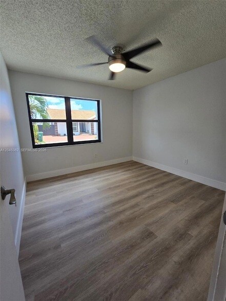 Building Photo - 740 SW 99th Ct