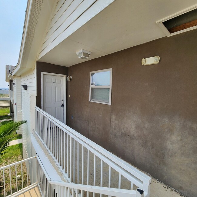Building Photo - 2601 Lomas Del Sur Boulevard