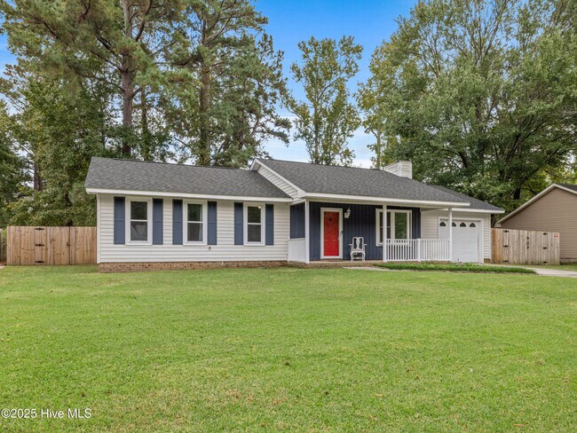 Building Photo - 119 Spring Dr