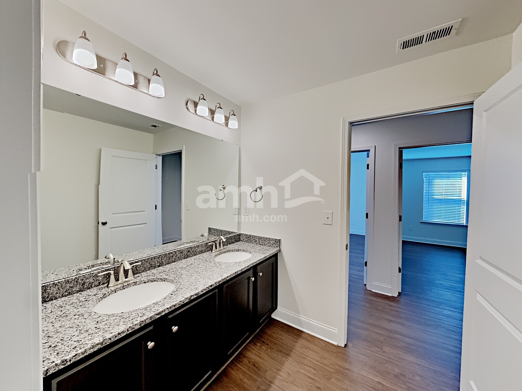 Building Photo - 205 Stowe Rd