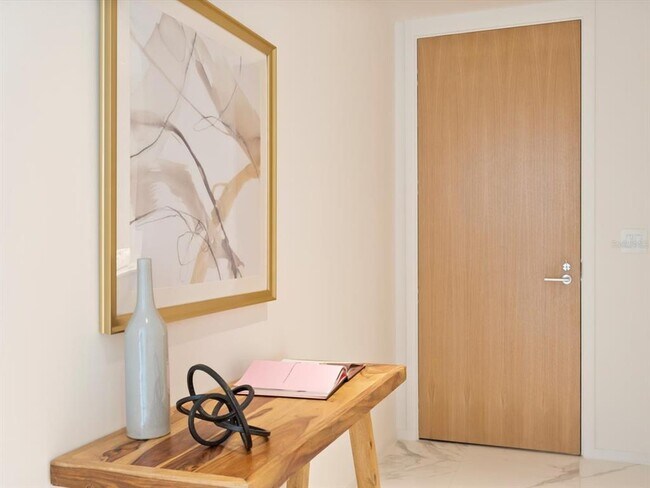 Building Photo - 1020 Sunset Point Rd