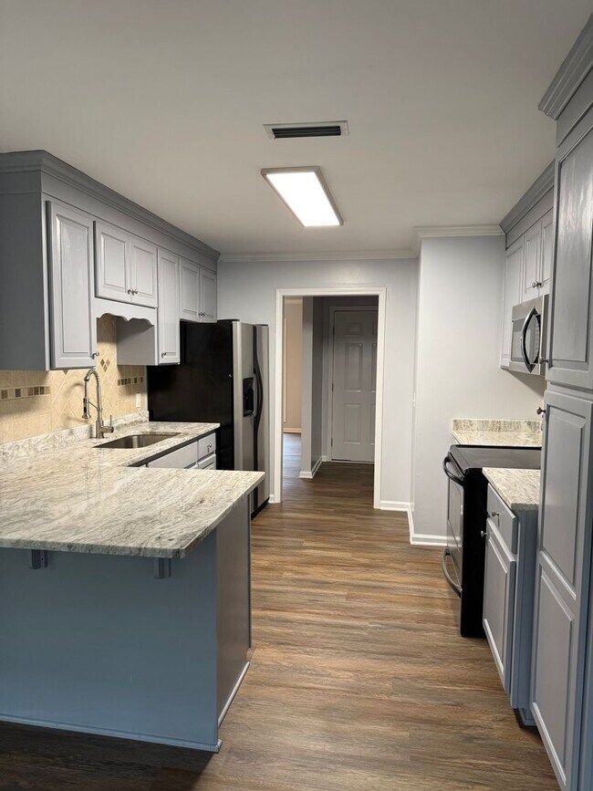 Building Photo - 471 Co Rd 737