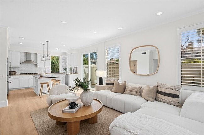 Building Photo - 20 Fecamp