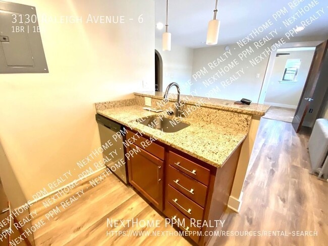 Building Photo - 3130 Raleigh Ave