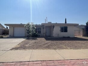 Building Photo - 1716 Dean Martin Dr