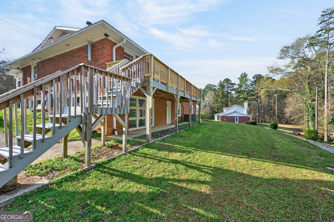 Building Photo - 3460 Maynard Cir