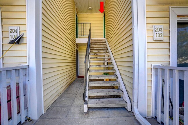Building Photo - $1,725 - 2 Bed, 2 Bath Condo in Denver wit...