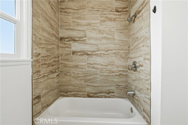 Building Photo - 7112 Teesdale Ave