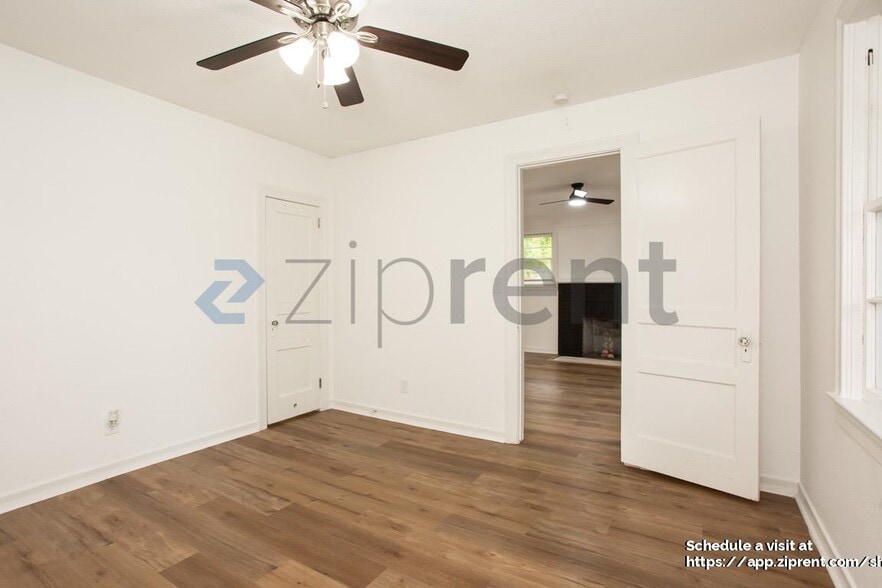 Building Photo - 819 McDuff Ave S