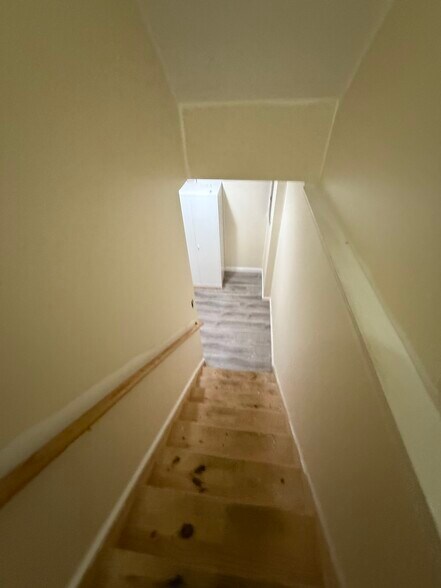 Building Photo - 1504 Crest Park Ct