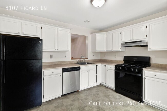 Building Photo - 8107 Picard Ln