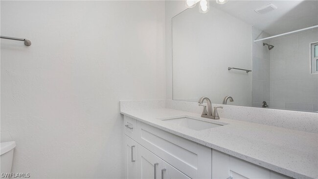 Building Photo - 3148 Apache St