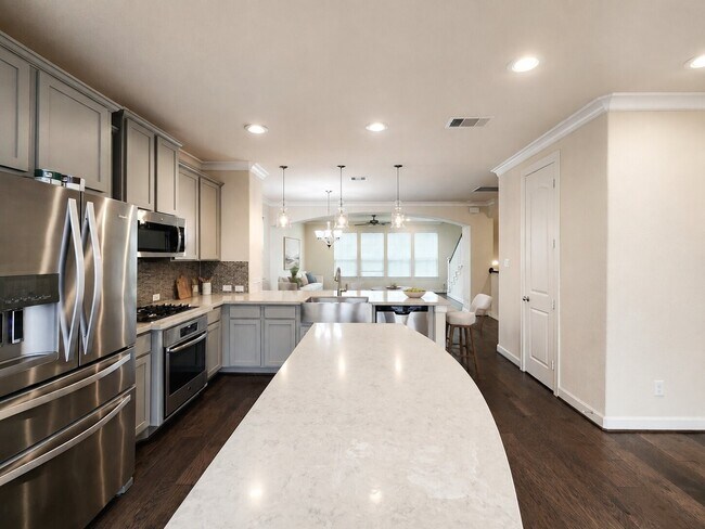 Building Photo - 10717 Madden Oaks Pl