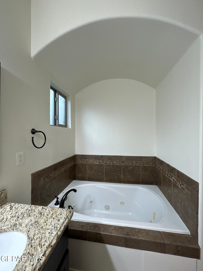 Building Photo - 7349 Skyrocket Dr