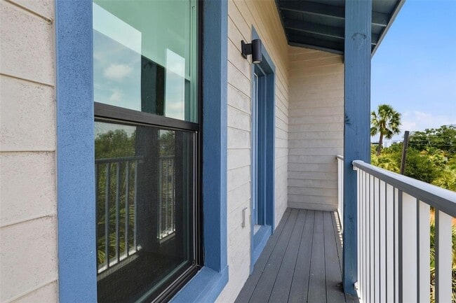 Building Photo - 946 Highland Ave