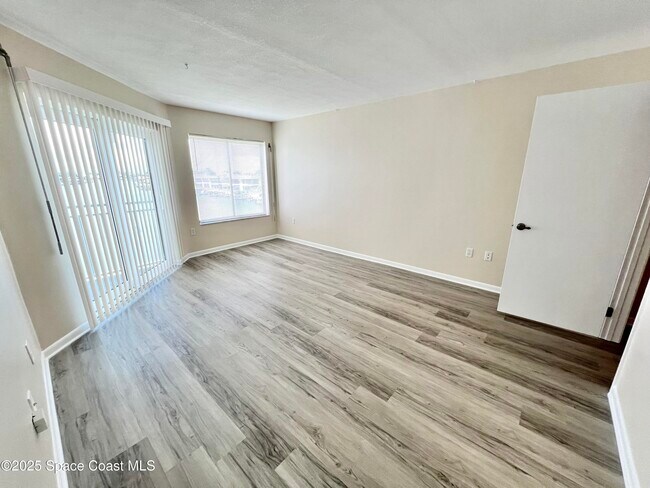Building Photo - 1750 Commodore Blvd