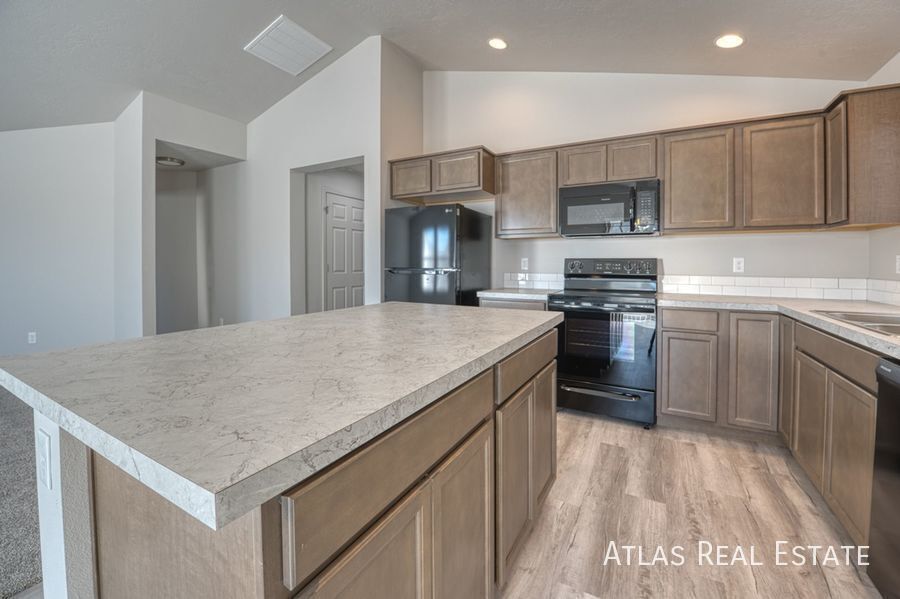 Building Photo - 12713 Lignite Dr