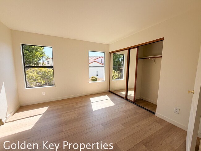 Building Photo - Beautiful home in Desirable Carlsbad Neighborhood!